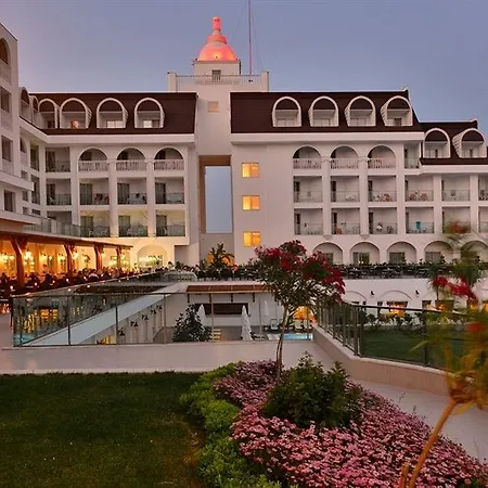 Отель Crown Serenity Ultra 5*