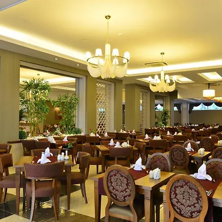 Отель Crown Serenity Ultra