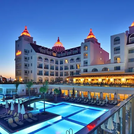 Crown Serenity Ultra Отель 5*
