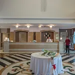Crown Serenity Ultra Side