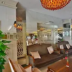 Crown Serenity Ultra Hotel Side