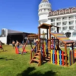 Hotel Crown Serenity Ultra Side