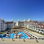 Crown Serenity Ultra Hotel 5*