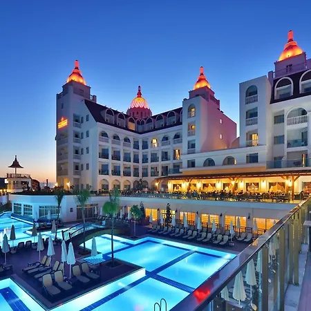 Crown Serenity Ultra 5* Side