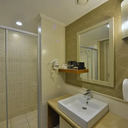 מלון Crown Serenity Ultra סייד