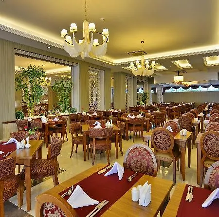 Hotel Crown Serenity Ultra