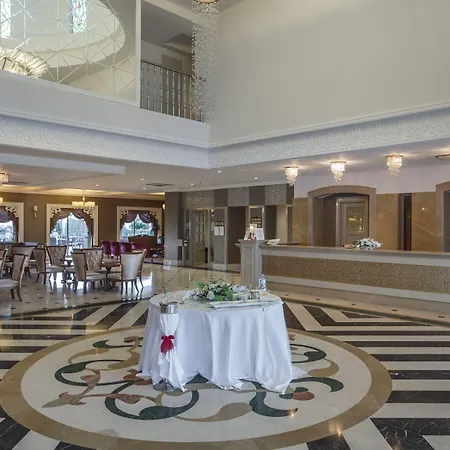 Ξενοδοχείο Crown Serenity Ultra