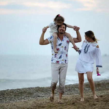 Crown Serenity Ultra Ξενοδοχείο