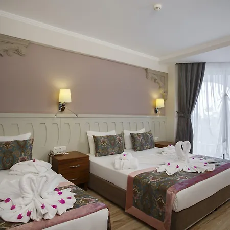 Hotel Crown Serenity Ultra 5*