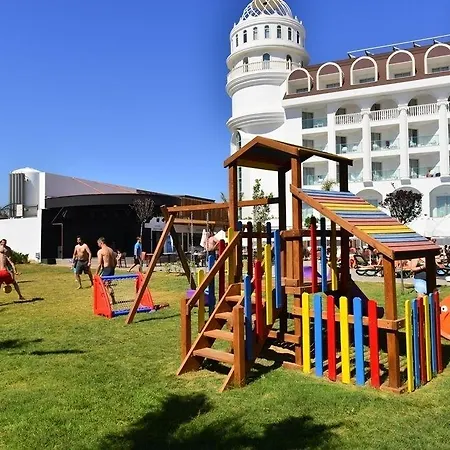 Hotel Crown Serenity Ultra Side