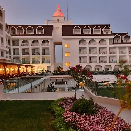 Hotel Crown Serenity Ultra